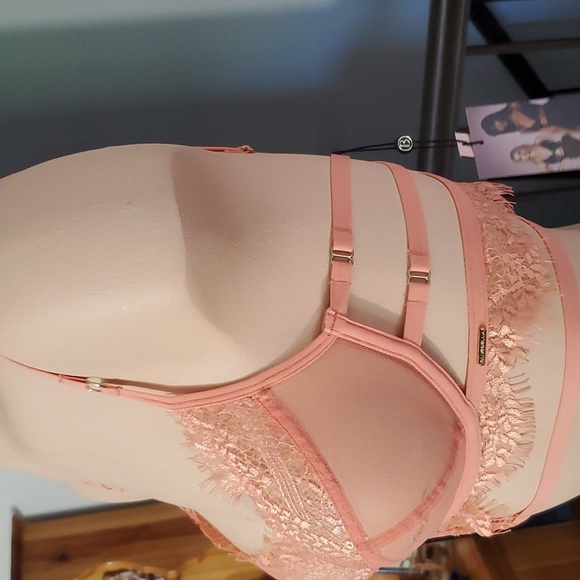 Victoria's Secret Bluebella bra. 34C. New with tags - Picture 2 of 7